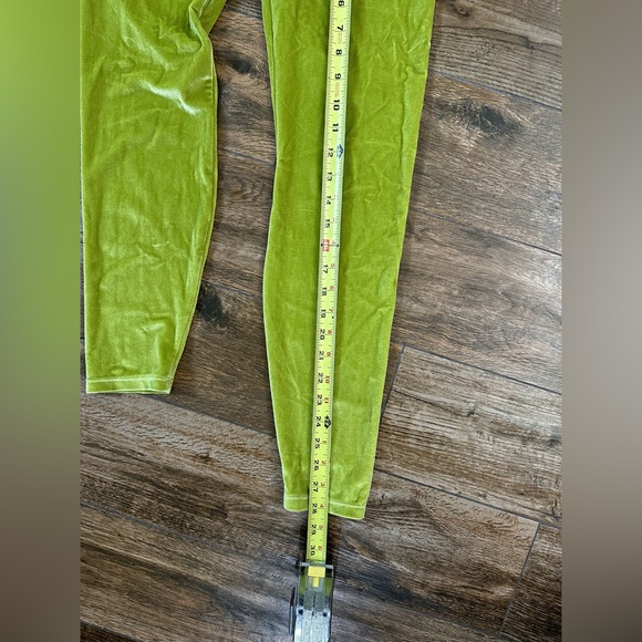 Fabletics Velour Track Suit in Golden Leaf Medium, Donna Velour Hoodie, Emma Leg - Picture 7 of 12